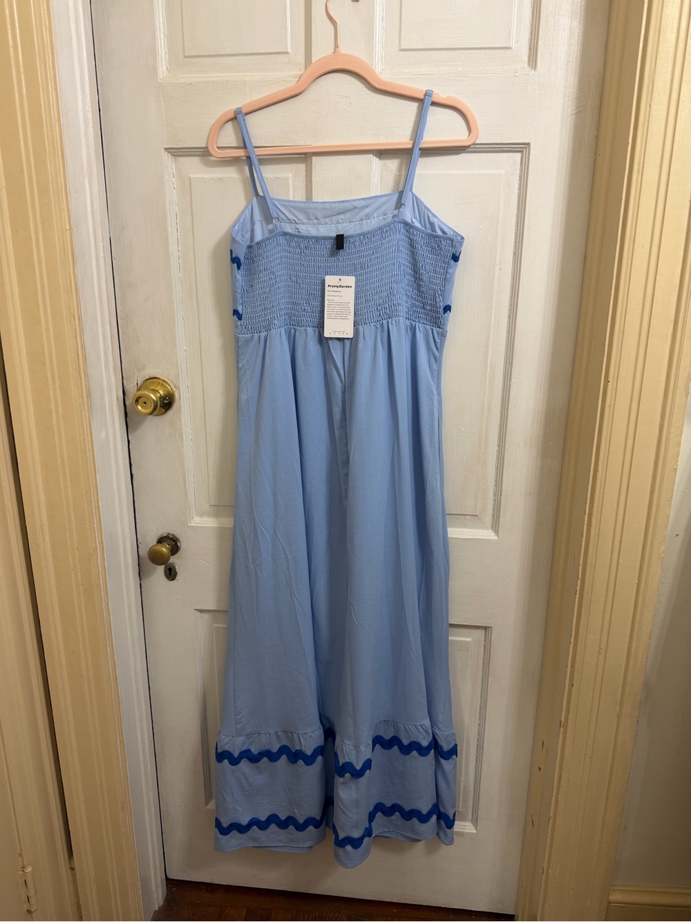 NWT Pretty Garden Dress - Picture 2 of 3